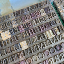 42pt Baskerville Roman letterpress Type